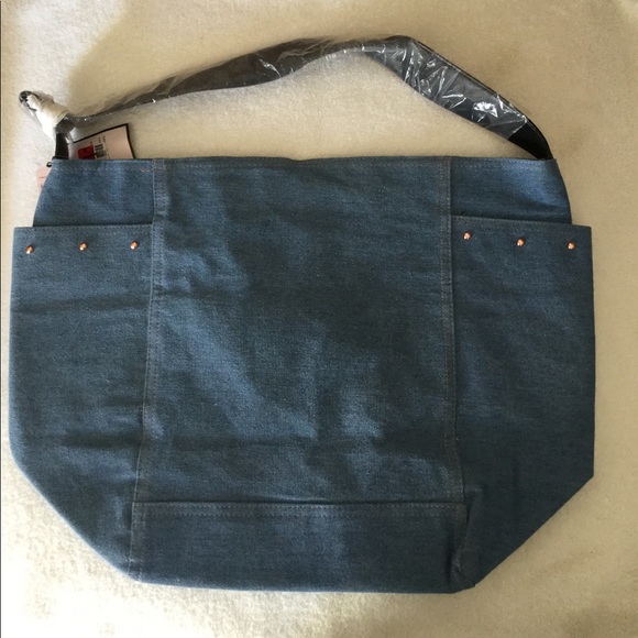 Victoria Secret bag - Picture 2 of 4